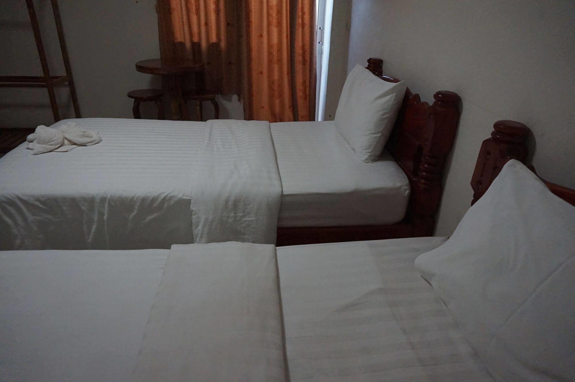 Gongaew Mansion Hotel Ubon Ratchathani Bagian luar foto